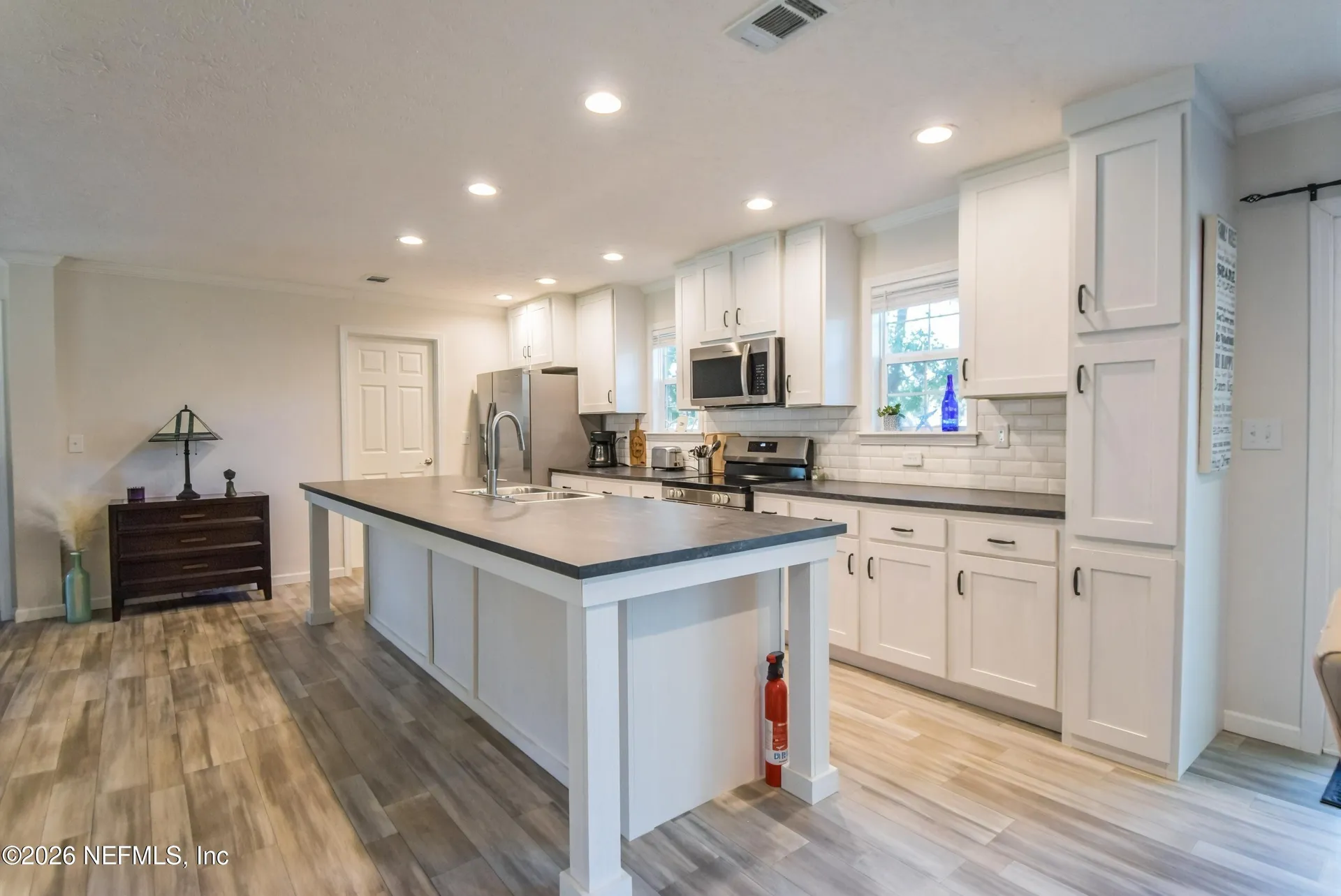 204 Lake View Drive Satsuma FL 32189