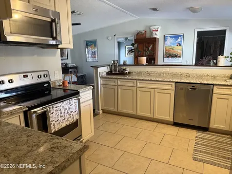 3077 Thunder Road Middleburg FL 32068