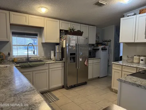 3077 Thunder Road Middleburg FL 32068