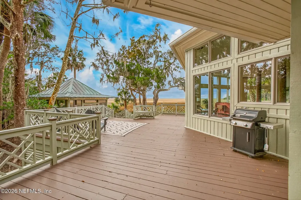 98 Sea Marsh Road Fernandina Beach FL 32034