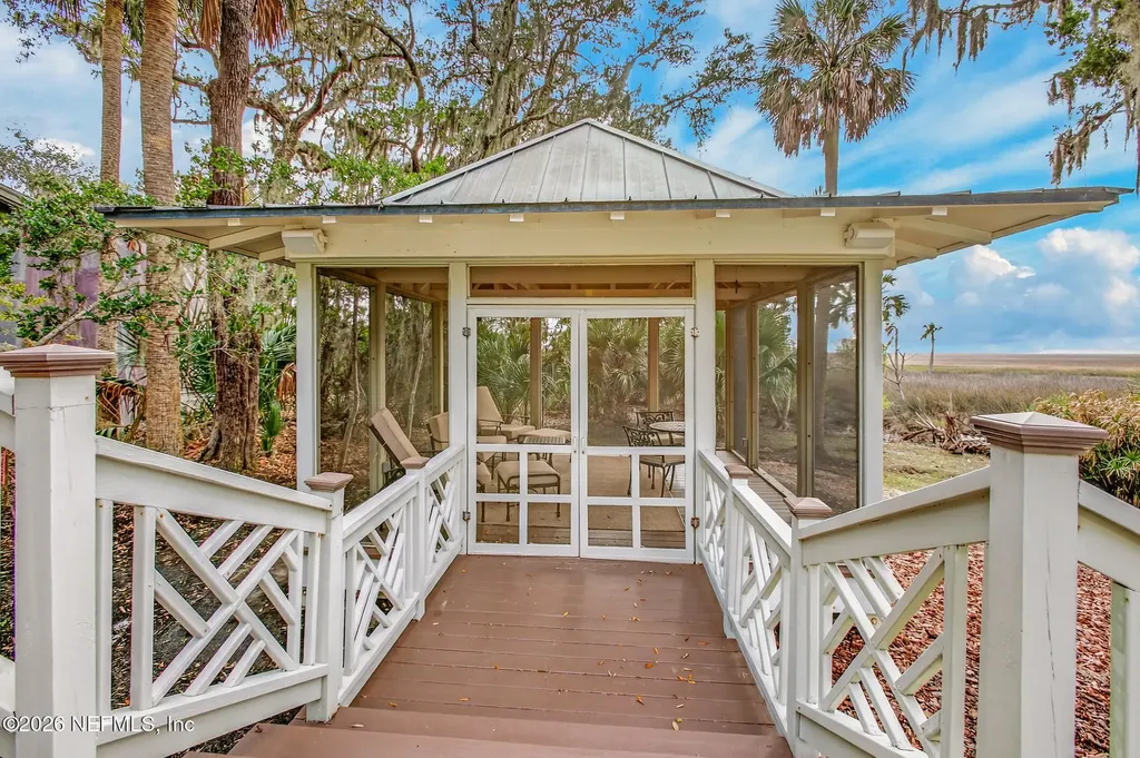 98 Sea Marsh Road Fernandina Beach FL 32034