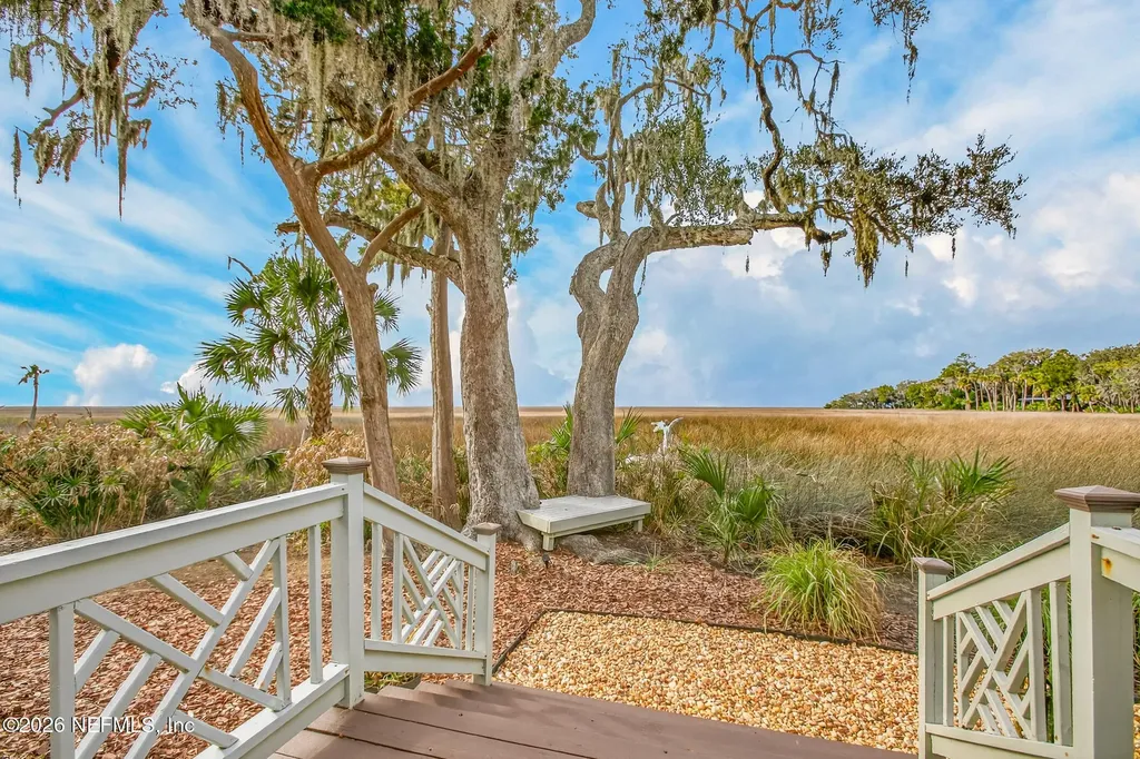 98 Sea Marsh Road Fernandina Beach FL 32034