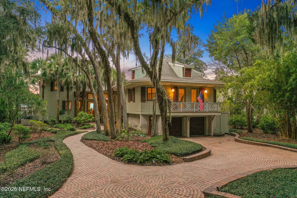 98 Sea Marsh Road Fernandina Beach FL 32034