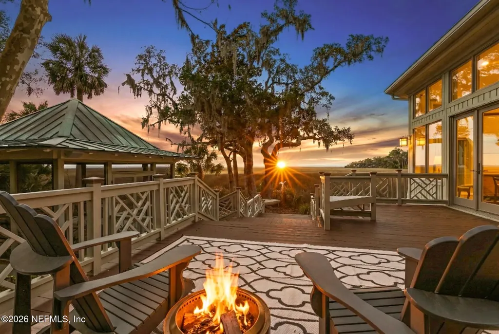 98 Sea Marsh Road Fernandina Beach FL 32034