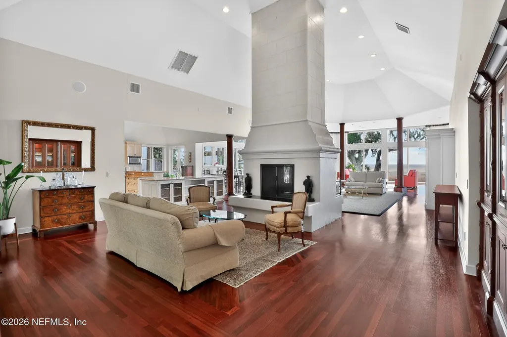 98 Sea Marsh Road Fernandina Beach FL 32034