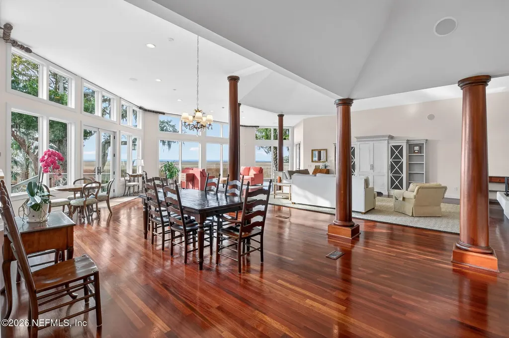 98 Sea Marsh Road Fernandina Beach FL 32034