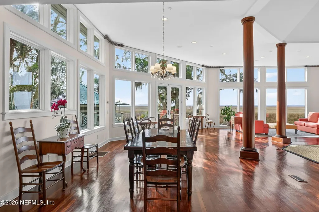 98 Sea Marsh Road Fernandina Beach FL 32034