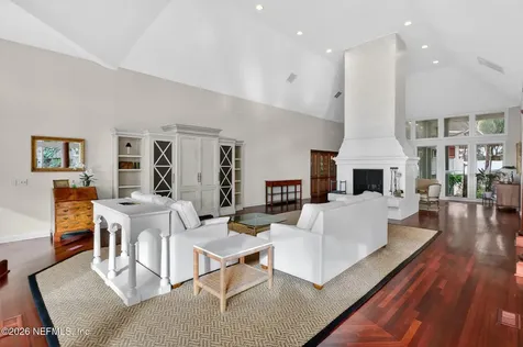 98 Sea Marsh Road Fernandina Beach FL 32034
