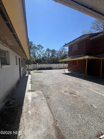 5913 Moncrief Road W Jacksonville FL 32219