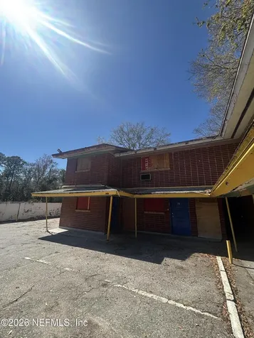 5913 Moncrief Road W Jacksonville FL 32219