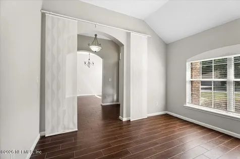 8871 Canopy Oaks Drive Jacksonville FL 32256