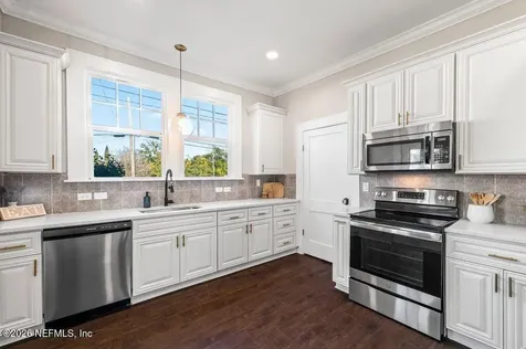 2843 Oak Street Jacksonville FL 32205
