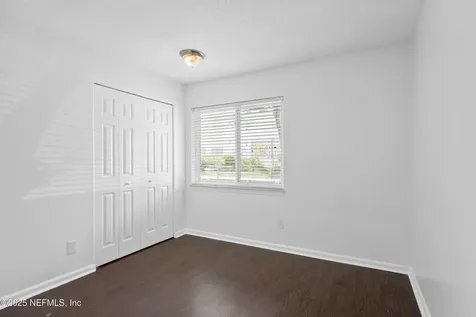 6552 La Mirada Drive E Jacksonville FL 32217