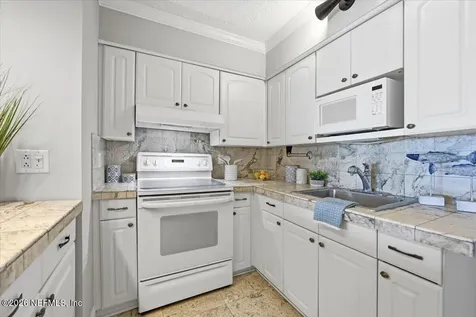 811 1st Street S Jacksonville Beach FL 32250