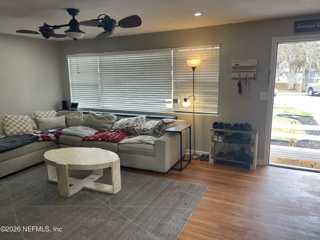 2112 Dean Road Jacksonville FL 32216