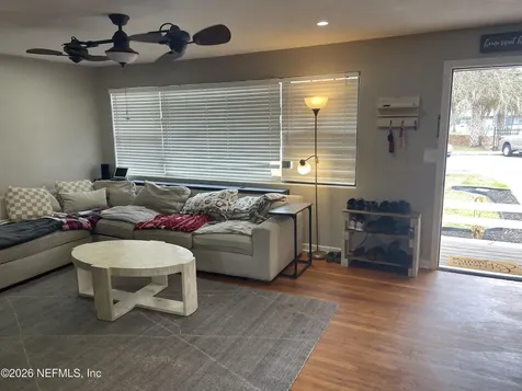 2112 Dean Road Jacksonville FL 32216