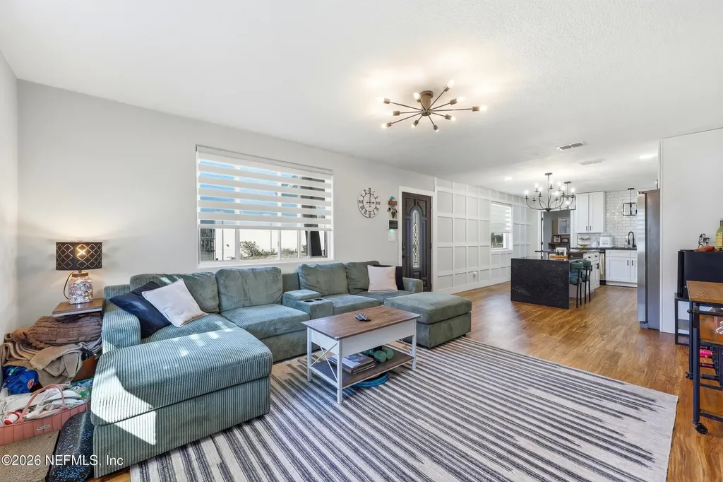 1516 12th Avenue N Jacksonville Beach FL 32250