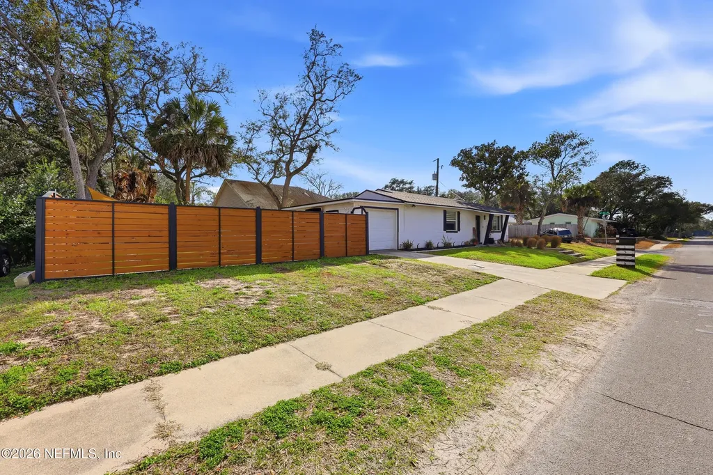 1516 12th Avenue N Jacksonville Beach FL 32250