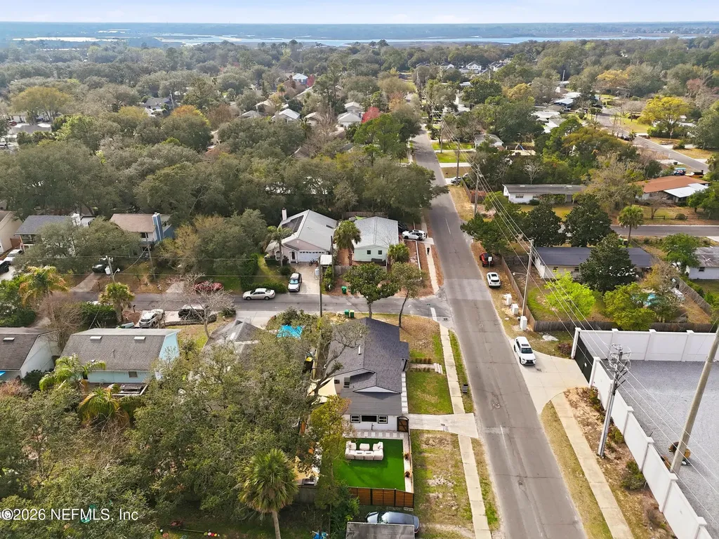 1516 12th Avenue N Jacksonville Beach FL 32250