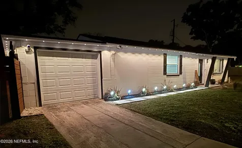 1516 12th Avenue N Jacksonville Beach FL 32250