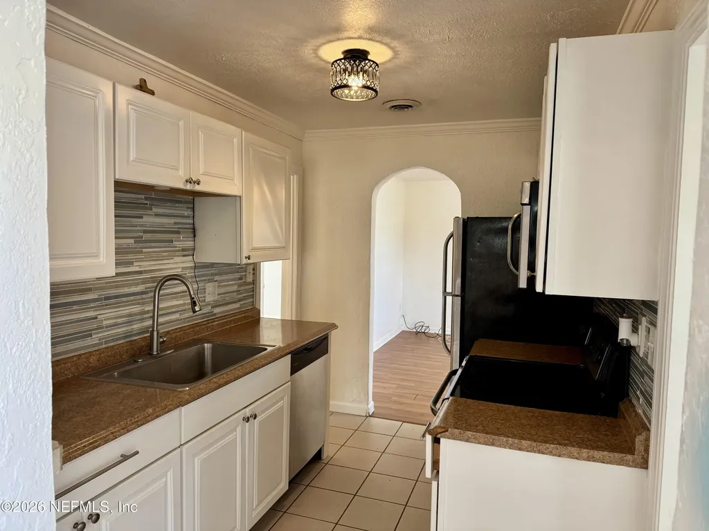 288 Boylston Avenue Daytona Beach FL 32118