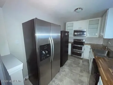 3459 Rogero Road Jacksonville FL 32277