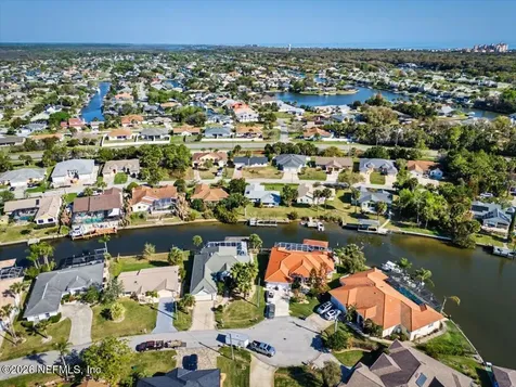 109 Coral Reef Court N Palm Coast FL 32137