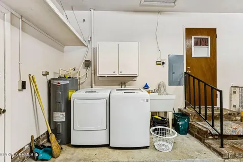 1727 Whitman Street Jacksonville FL 32210