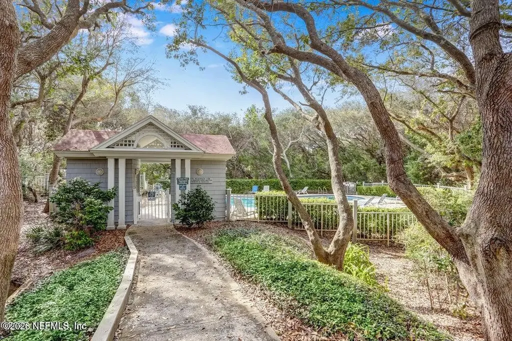 1872 Oceanside Lane Fernandina Beach FL 32034