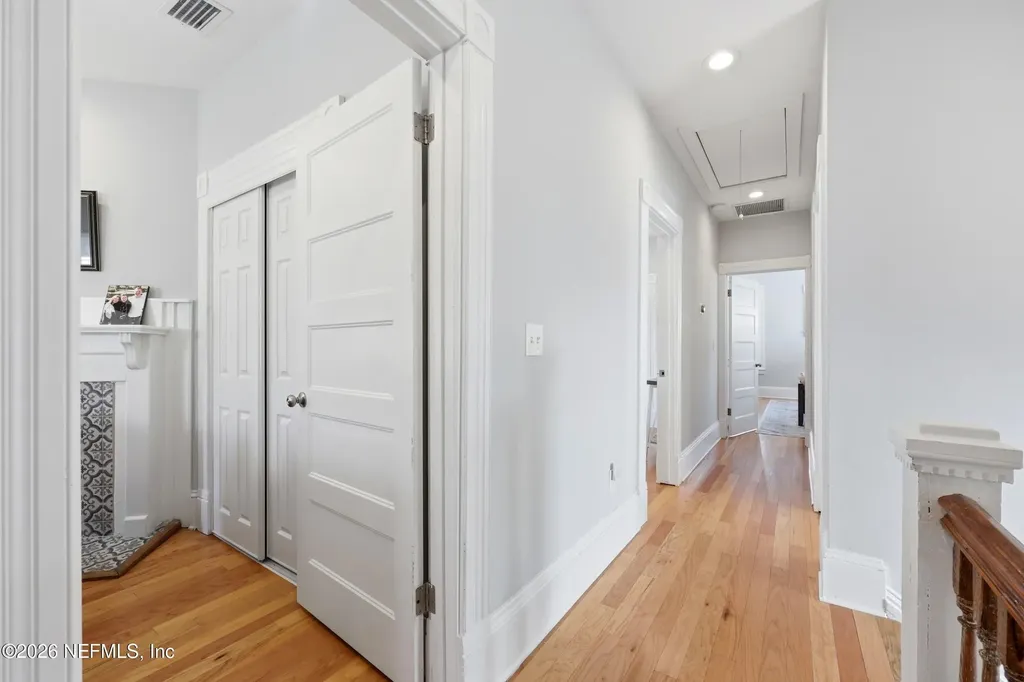 1614 N Market Street Jacksonville FL 32206