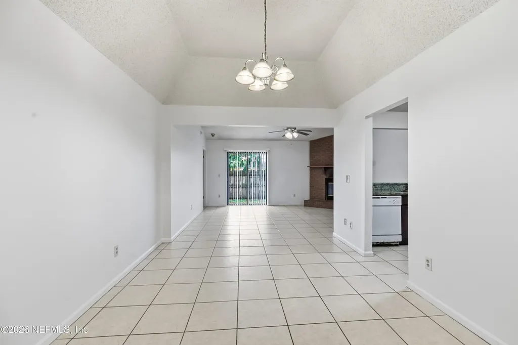 3544 Villa Place Jacksonville FL 32277