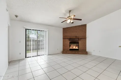 3544 Villa Place Jacksonville FL 32277