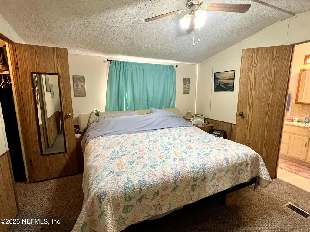 174 Buchanan Circle Satsuma FL 32189