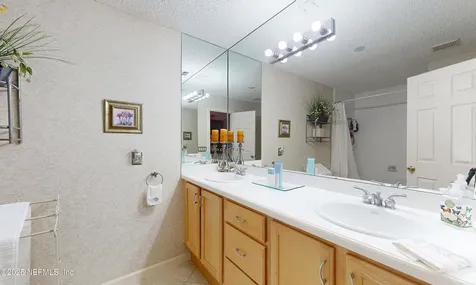 13715 Richmond Park Drive Jacksonville FL 32224