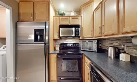 13715 Richmond Park Drive Jacksonville FL 32224