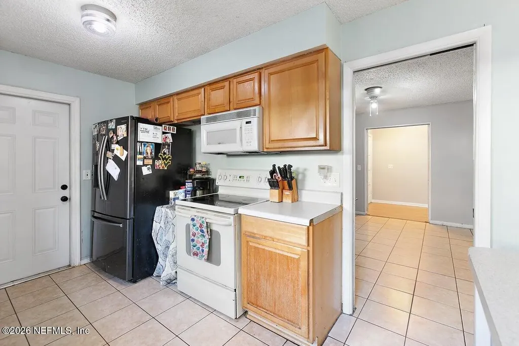 10644 La Mancha Avenue Jacksonville FL 32257
