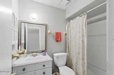 10644 La Mancha Avenue Jacksonville FL 32257