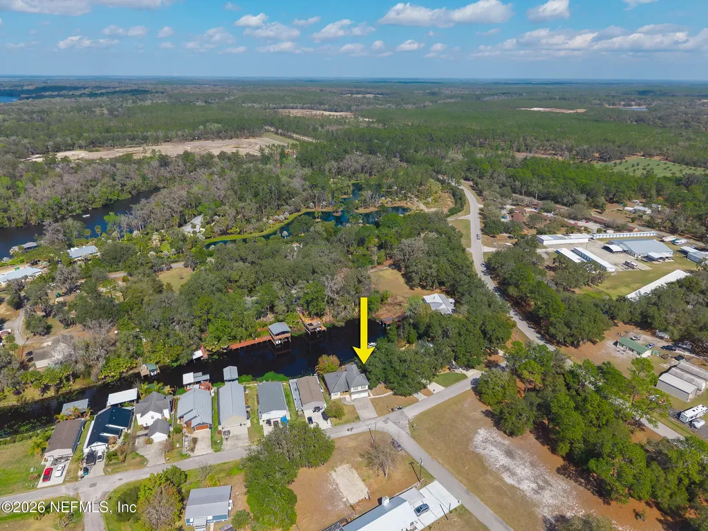 295 Maxwell Drive Welaka FL 32193