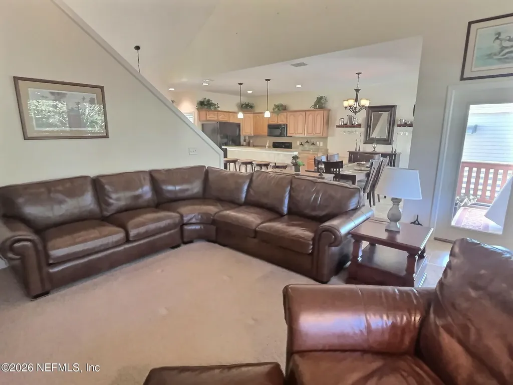 295 Maxwell Drive Welaka FL 32193