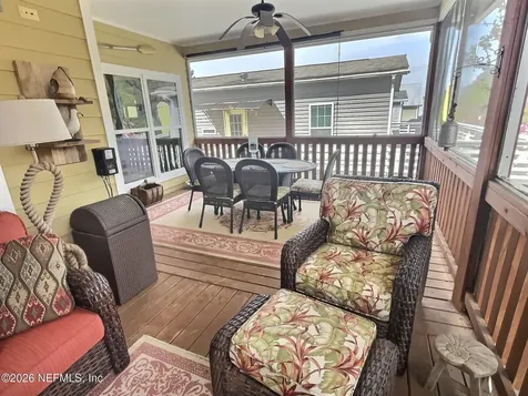295 Maxwell Drive Welaka FL 32193