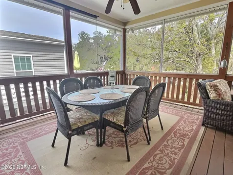295 Maxwell Drive Welaka FL 32193