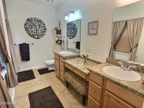 295 Maxwell Drive Welaka FL 32193