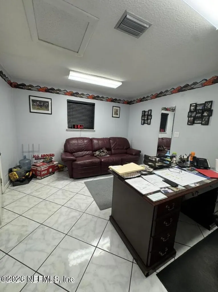 8540 W Beaver Street Jacksonville FL 32220
