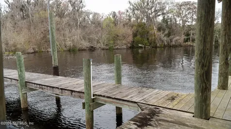 455 W River Road Palatka FL 32177
