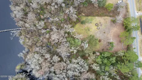 455 W River Road Palatka FL 32177