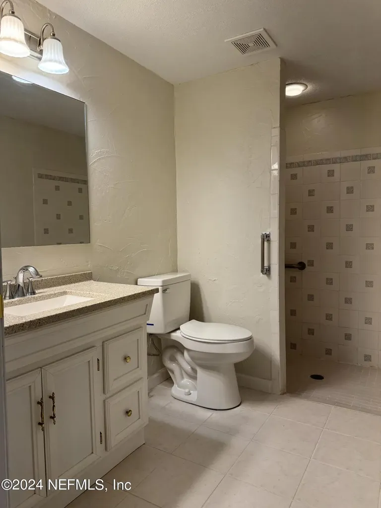 3842 Ruby Drive W Jacksonville FL 32246