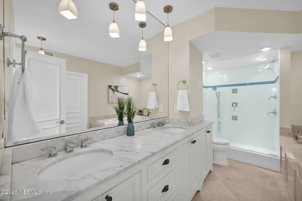 1596 Lancaster Terrace Jacksonville FL 32204