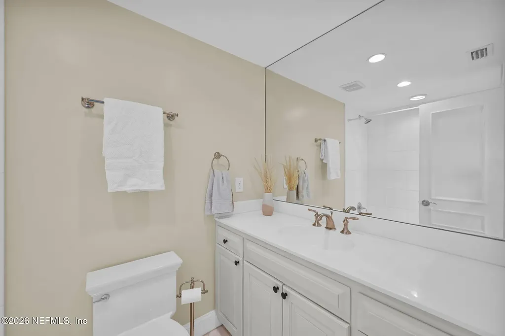 1596 Lancaster Terrace Jacksonville FL 32204