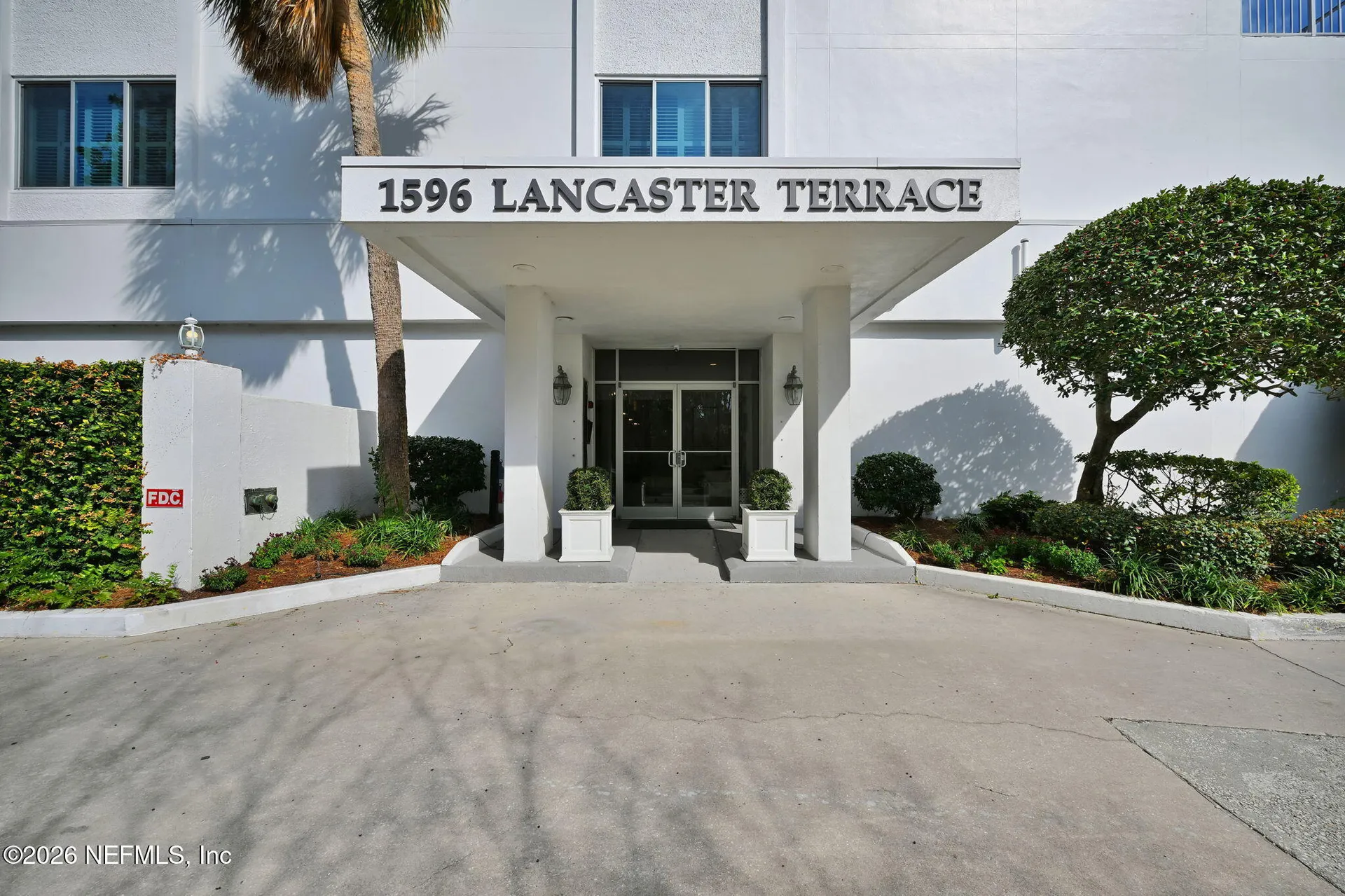 1596 Lancaster Terrace Jacksonville FL 32204