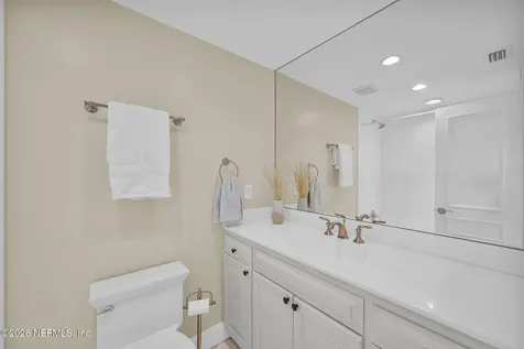 1596 Lancaster Terrace Jacksonville FL 32204